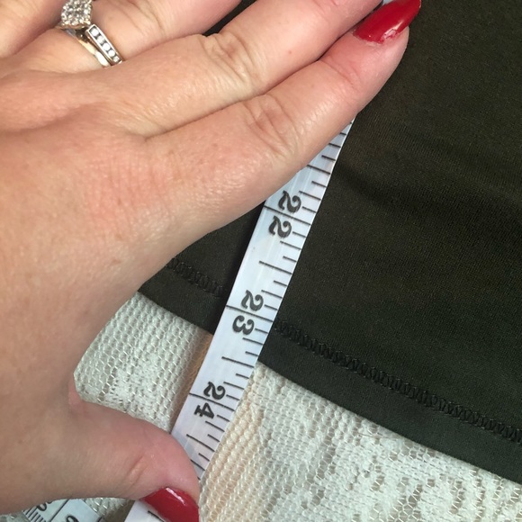 EVcR My mind says gym, My heart says tacos” metallic tank top - Picture 7 of 8